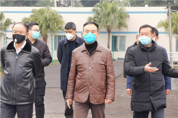 资阳市委常委、市政府常务副市长刘铁一行莅临资阳6008集团官方网站检查指导疫情防控工作