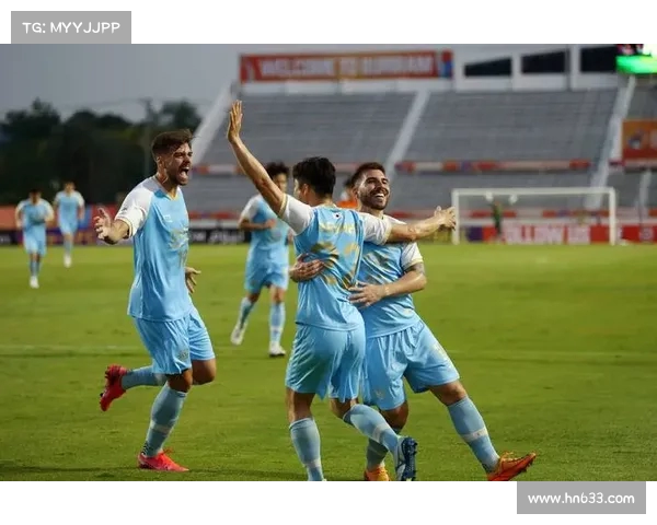 费兰因肌肉轻微不适进行单独训练 是否能出战大邱仍存疑